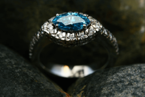 what-makes-diamond-jewellery-valuable