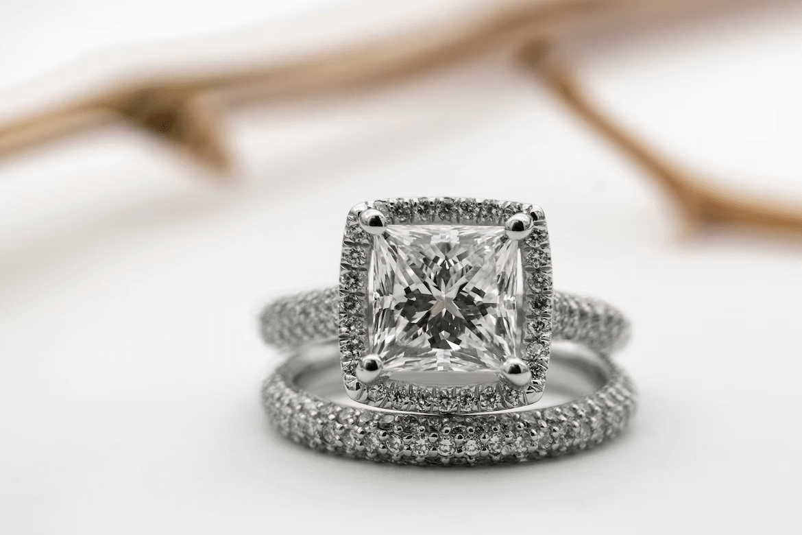 Sell Diamond Ring Sydney - Sell Engagement Ring Sydney - Diamond Buyers  Sydney