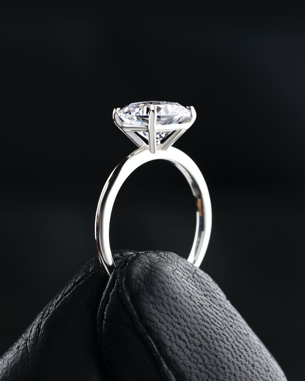 Diamond hot sale ring resale